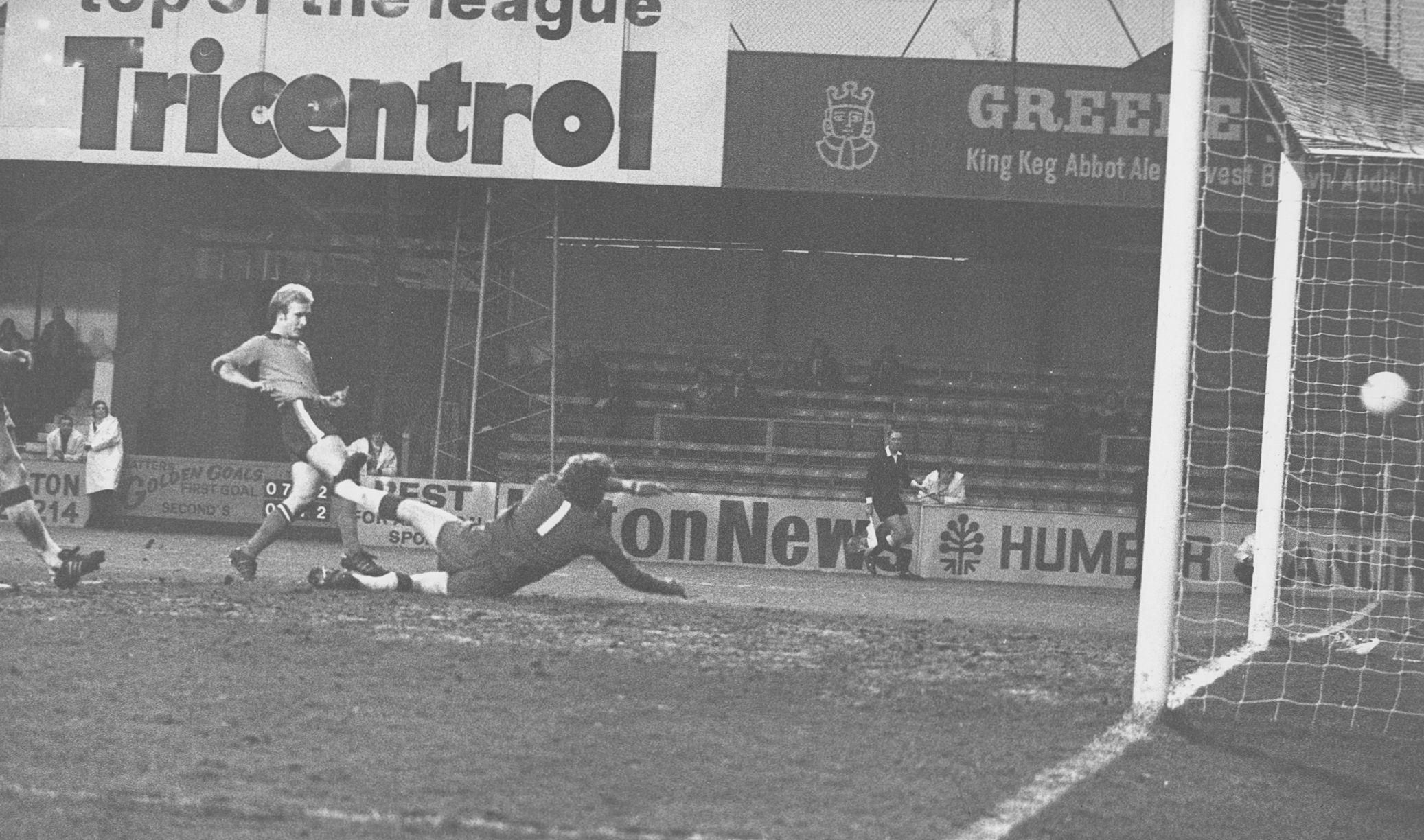 An alternative view of the third goal scored by Ron Futcher